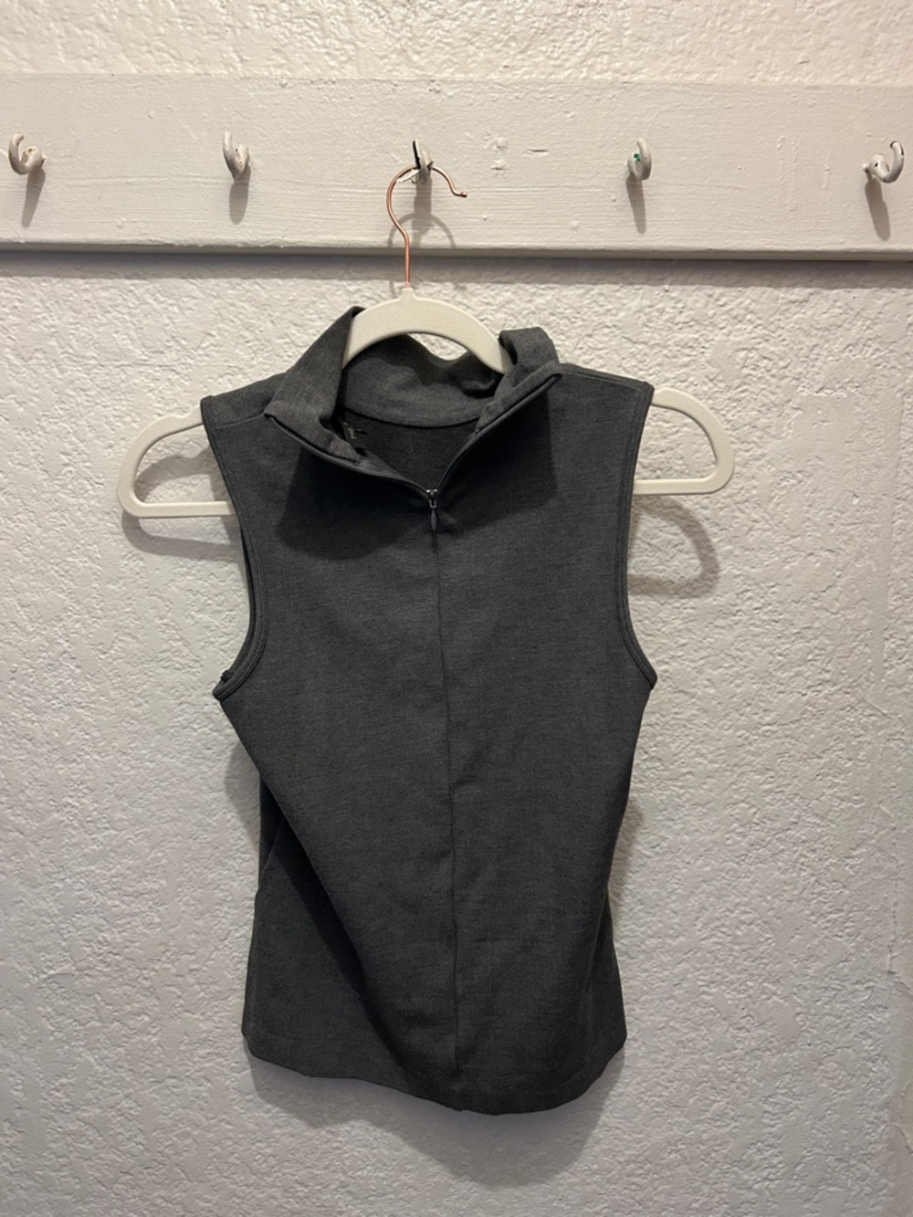 rag & bone Charcoal Gray Sleeveless Zip Mock Neck Tank